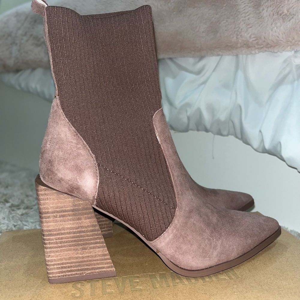 NWT Brown Suede Steve Madden Booties